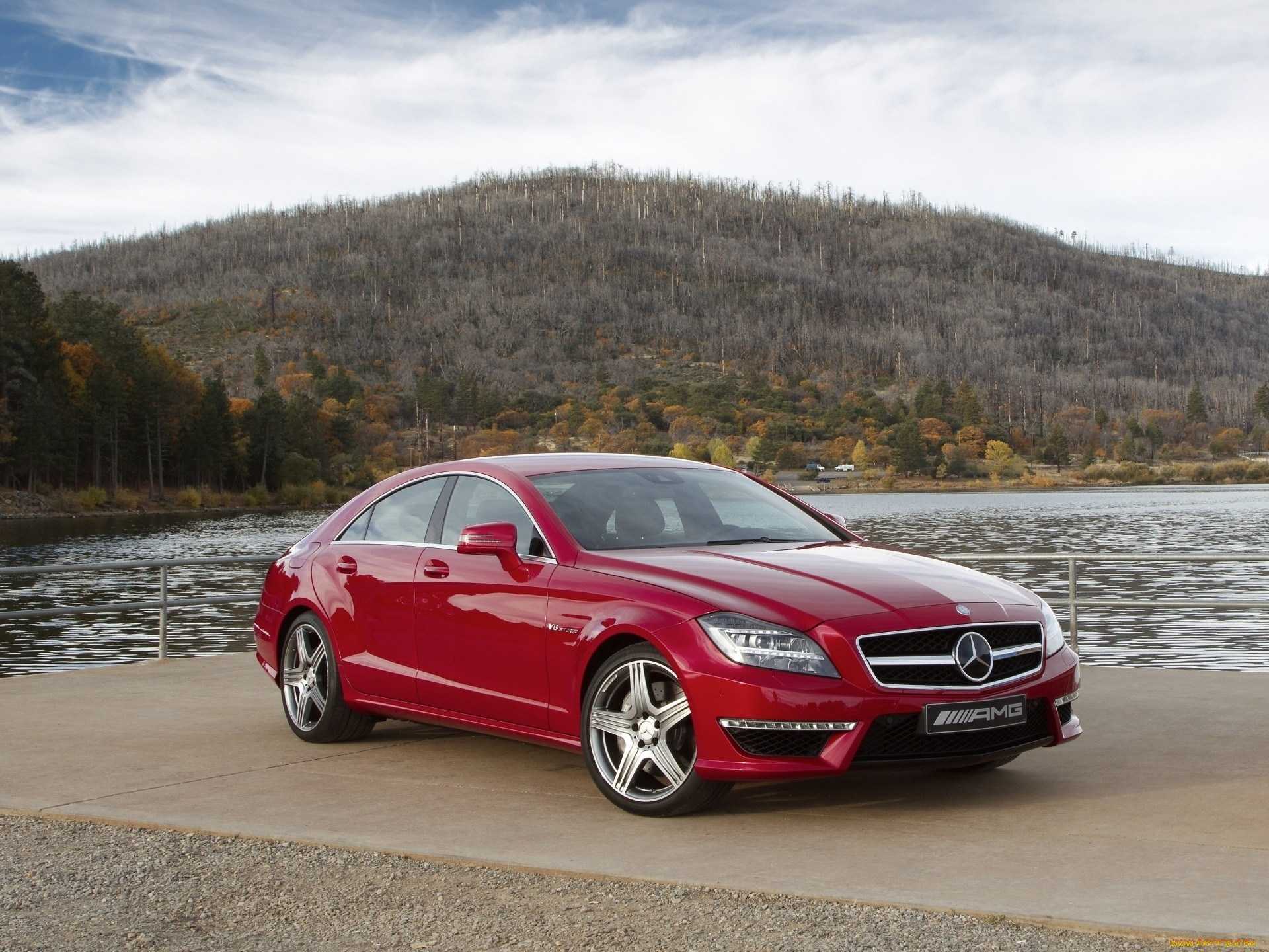 Мерседес цлс. Mercedes Benz CLS 63 AMG 2011. Mercedes Benz CLS AMG 63 красный. Mercedes CLS 63 AMG Cabriolet. Mercedes CLS 63 AMG Red Wallpaper.